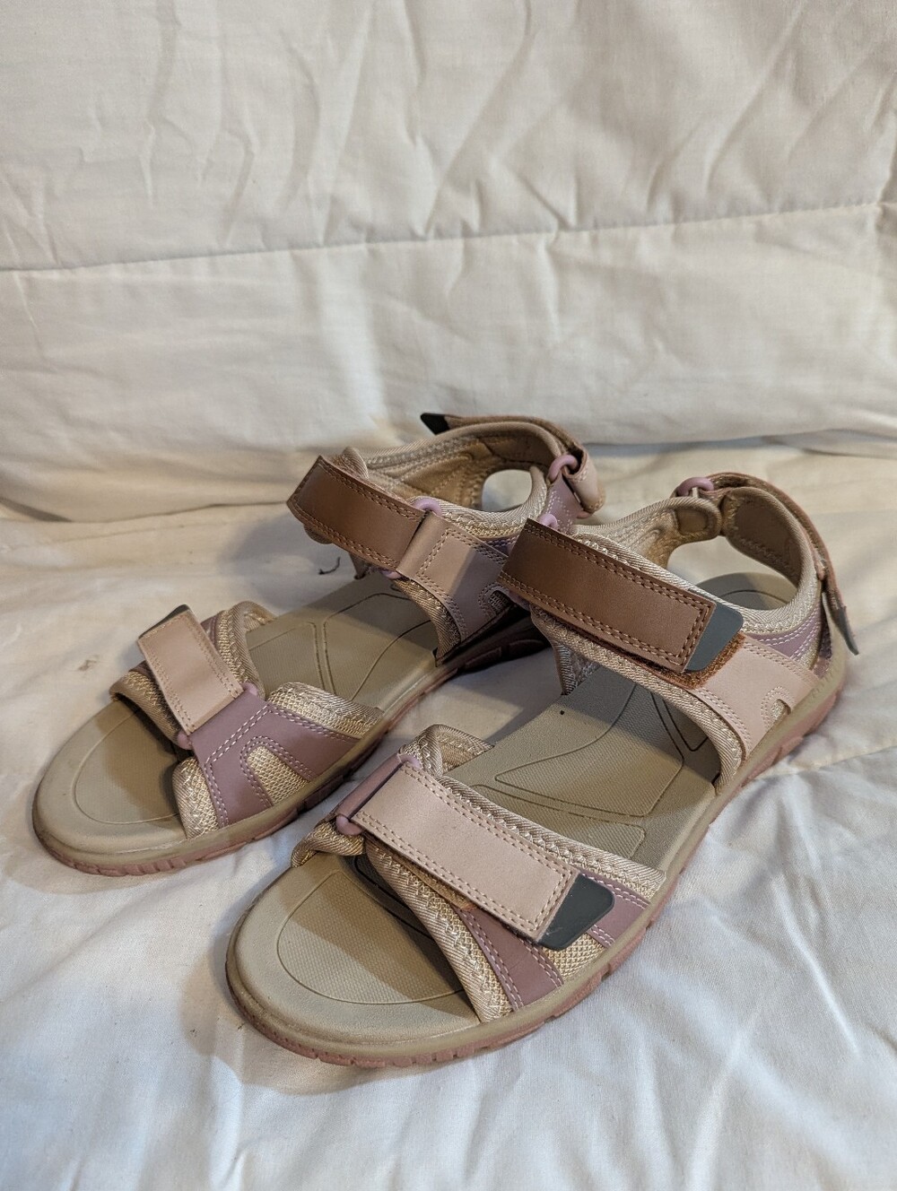 Woman's Lands End All Weather Everyday Sandals Size 9B